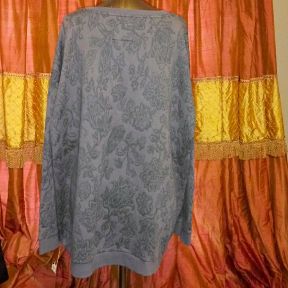 Sonoma Goods for Life+Style Floral design Long Sleeve Crewneck Sweatshirt - Gray - Picture 2 of 16